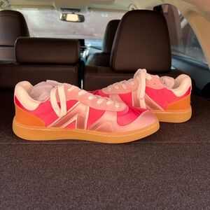 NIB MIA retro Vesta pink satin sneakers